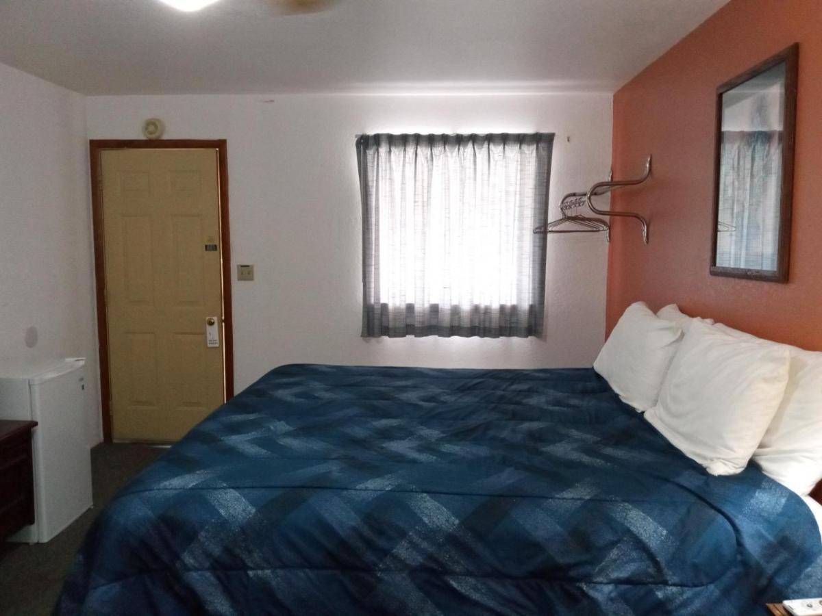 Riverview Motel Mammoth Spring Eksteriør billede